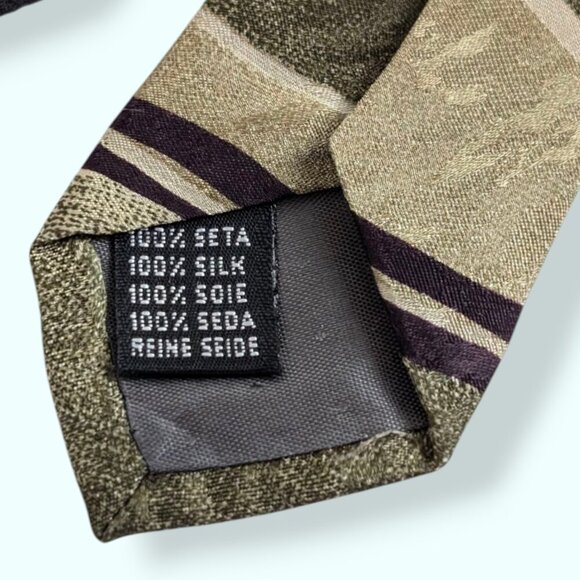 Enrico Carlucci 100% Silk Tie - Picture 4 of 4